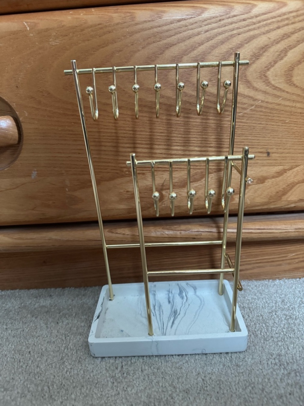 Gold Jewelry Earring and Bracelet Organizer with White Marble Base